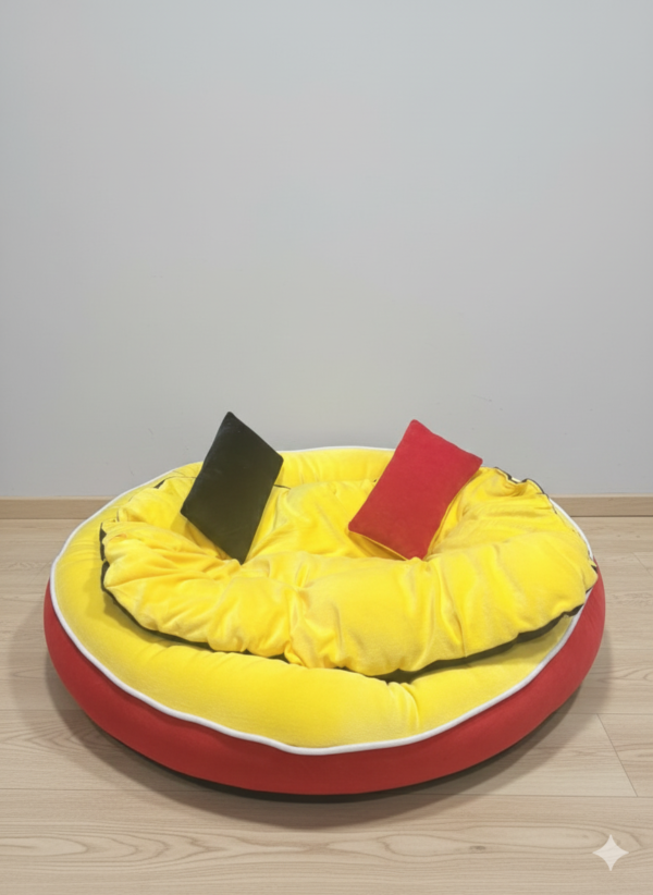 Pet bed with two pillows for dogs and cats – Furrly pet store Dehradun