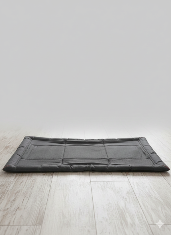 Black winter mattress for dogs and cats – Furrly pet store Dehradun